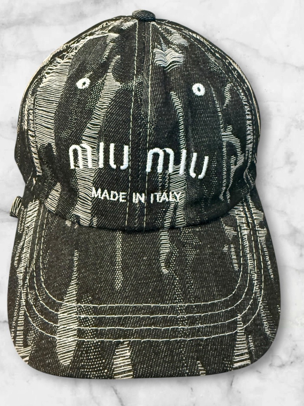 Source Unknown Black and White Embroidered Logo Denim Baseball Cap